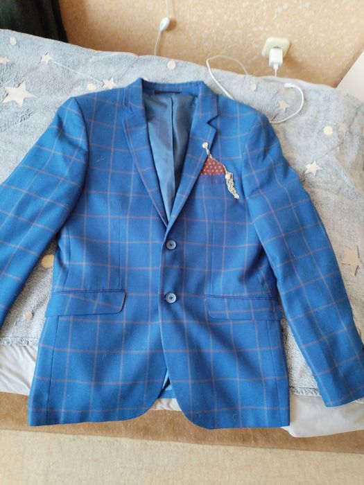 Продаю мужской пиджак б/у