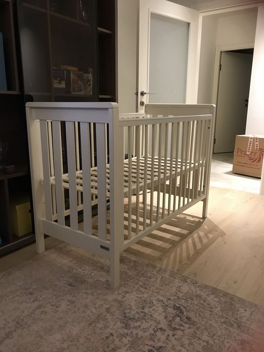 Бебешко легло Mamas and Papas с включен матрак Ikea