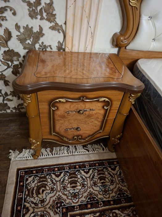 Dubayiski spalni garnitur