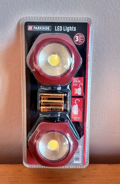lampa/lanterna led ptr dulap, garaj, masina, camping ...