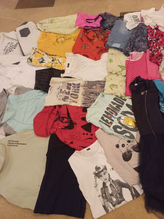 Продам / вещи на девочку / .