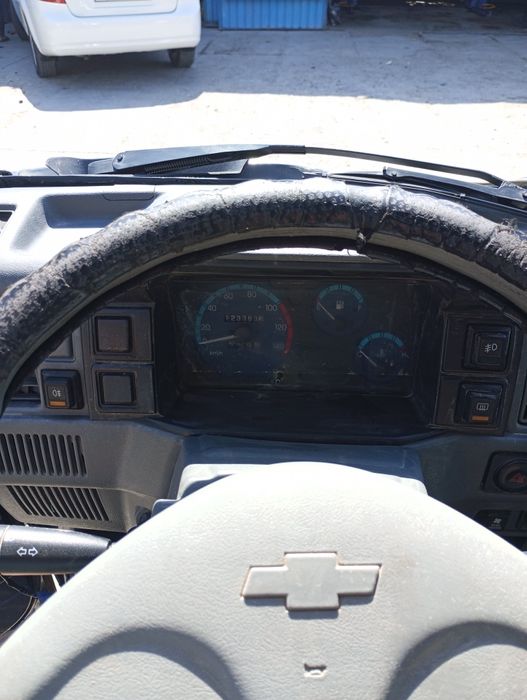 Mowina wu xolatda sotiladi bowqa kamchligi yoʻq.