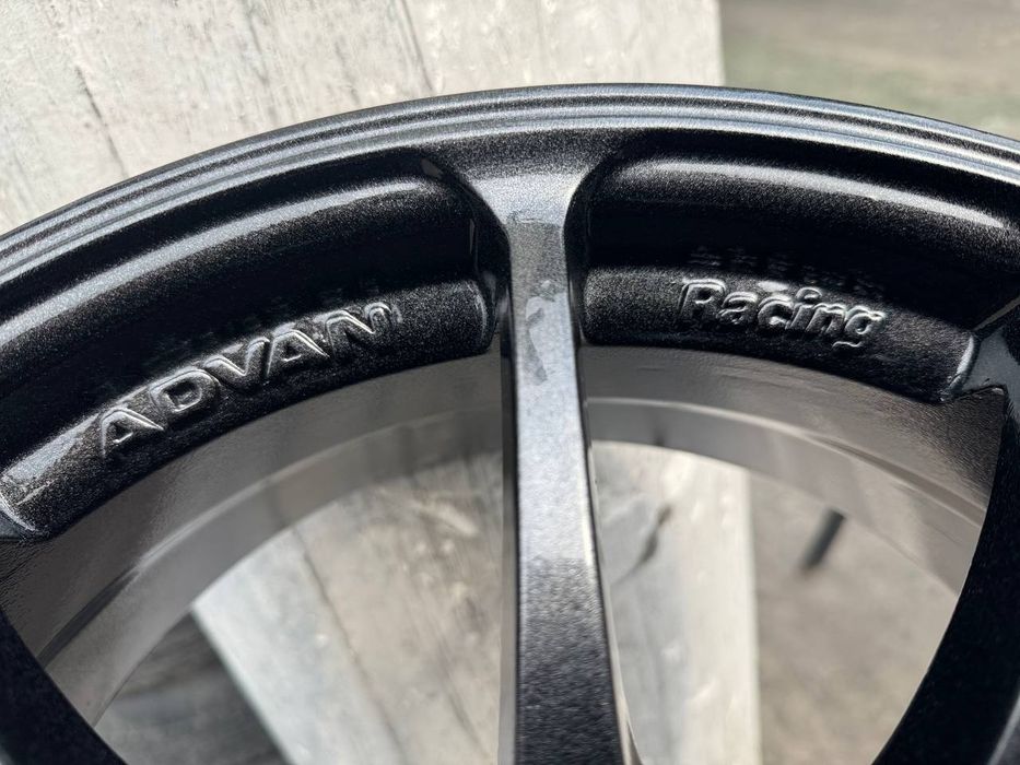 Advan racing r17 4/114.3 4/100