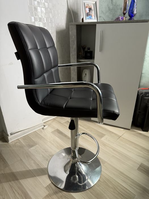 Scaune tuns pentru frizerie