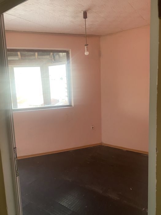 Одавам едностаен апартамент