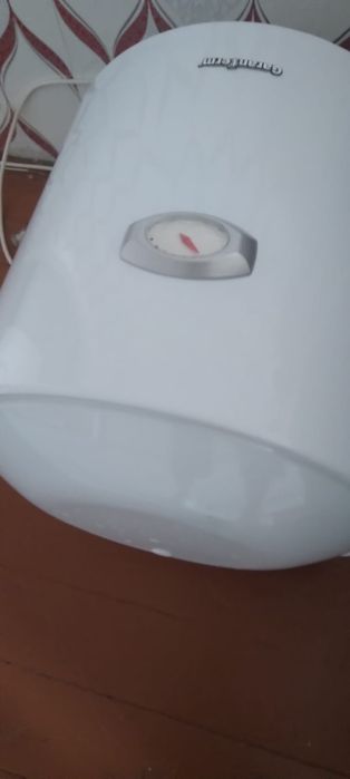 Продам водонагреватель