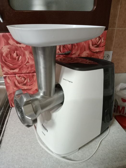 Продам электро мясорубку