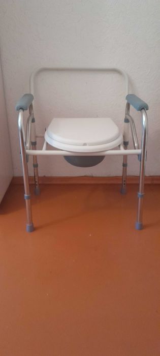 Кресло-туалет для взрослых