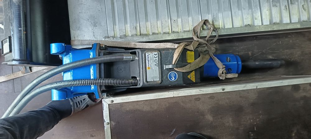 Vând Mini Buldo Excavator