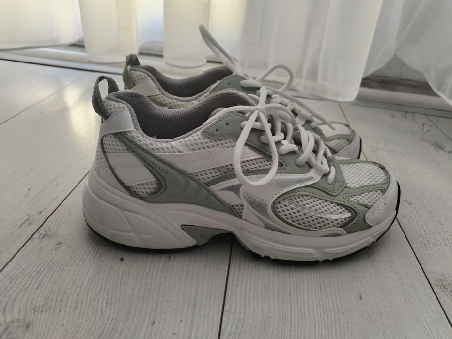 Маратонки Nike и " H&M" номер 39