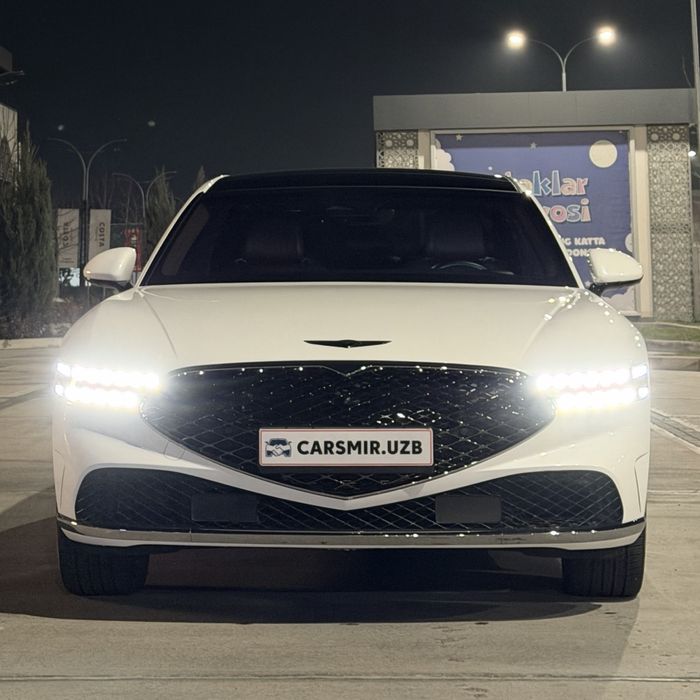 Genesis G90 Full