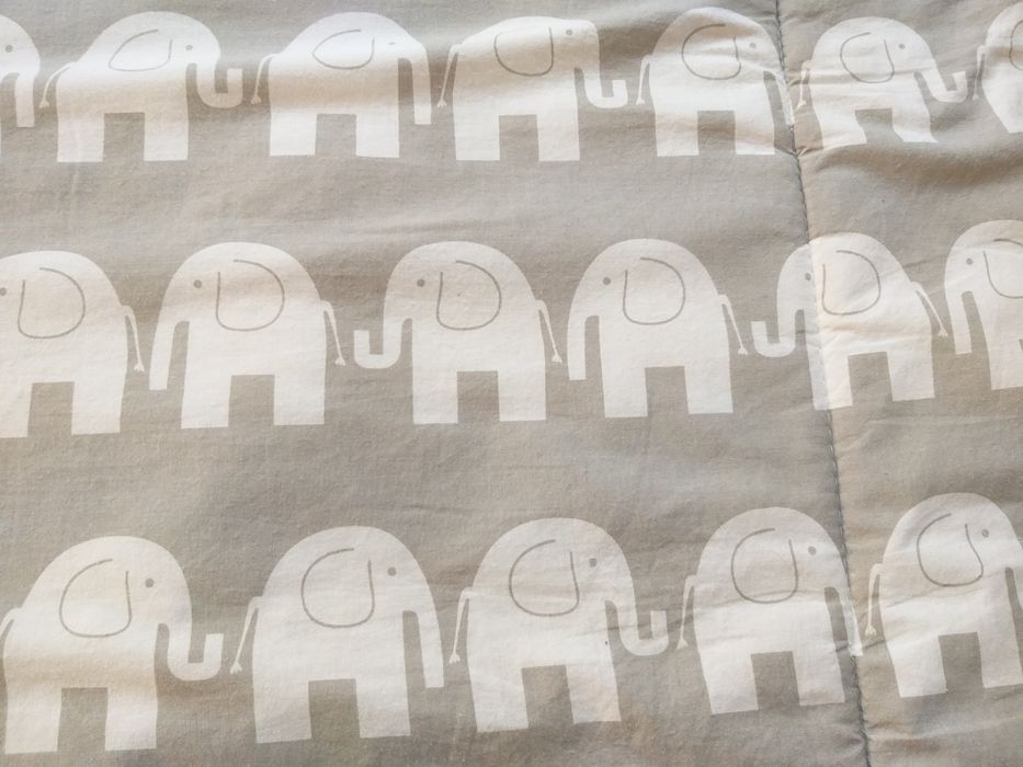 Paturica joaca bebelusi