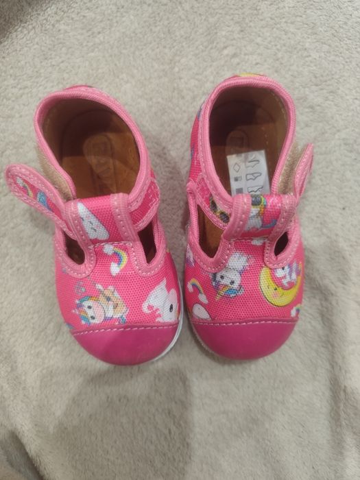 Бебешки  пантофи