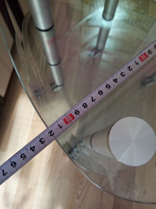 За телевизор.   .