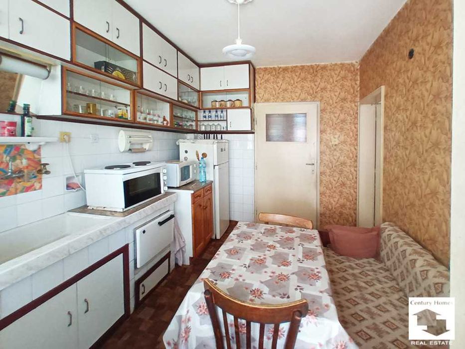 Продава се Многостаен апартамент в Велико Търново, Център - 101 кв.м за 934 €/кв.м - Снимка #9