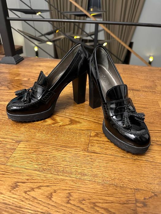 Loafers Hogan cu toc pătrat