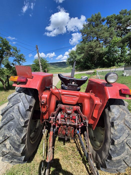 Tractor international 754