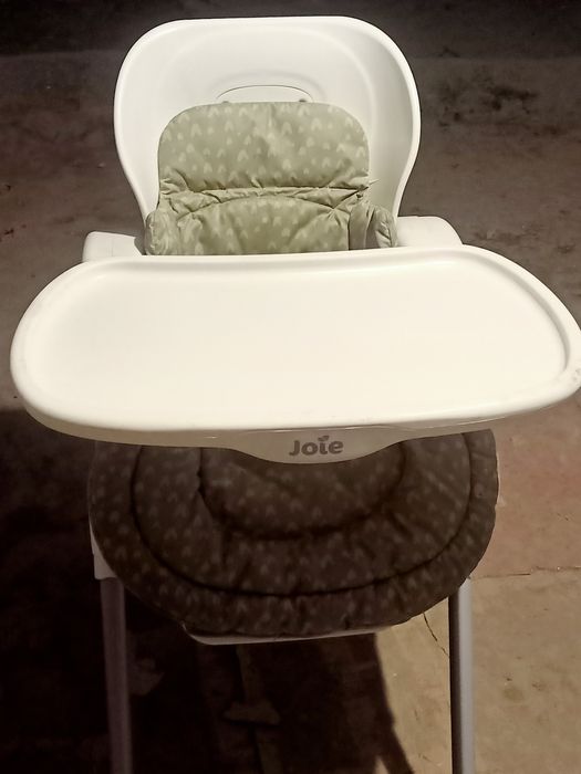 Столик для кормления