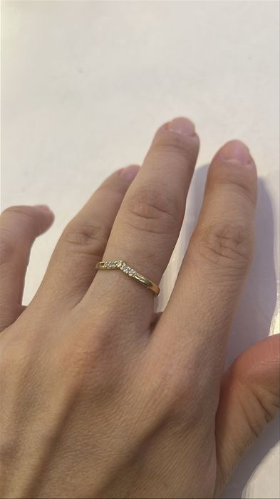 Кольцо с бриллинтами 750 пробы