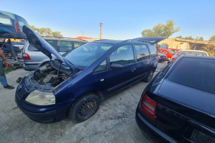 Bara spate Volkswagen VW Sharan prima generatie (facelift)