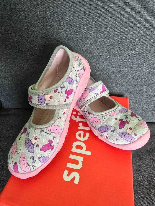 Пантофи за момиче SuperFit 28н.