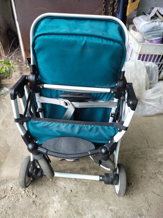 Продам детскую коляску