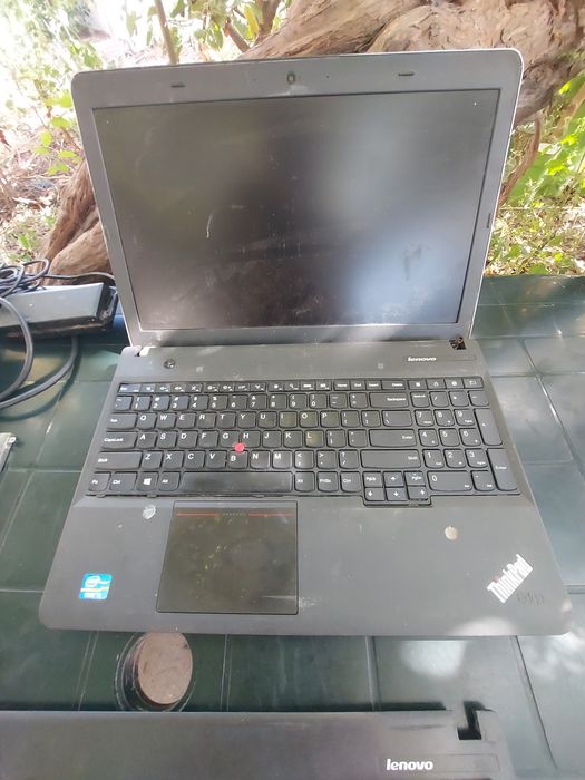 Lenovo thinkpad e531 i7 defect dezmembrez sau intreg