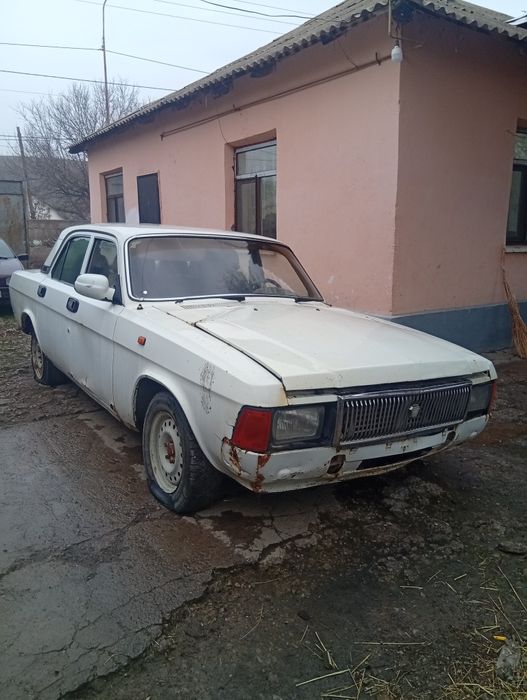 Волга на разбор .