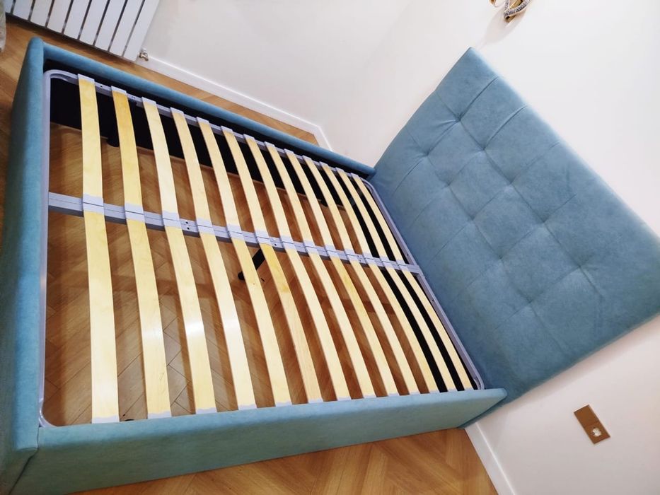 Кровать двухспальная