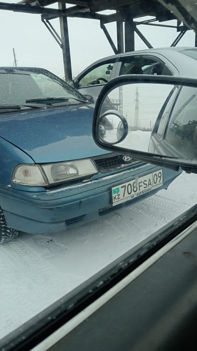 Продаю хендай пони