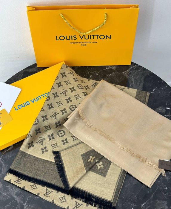 Подарки!!Брендовые шарфы, платки!