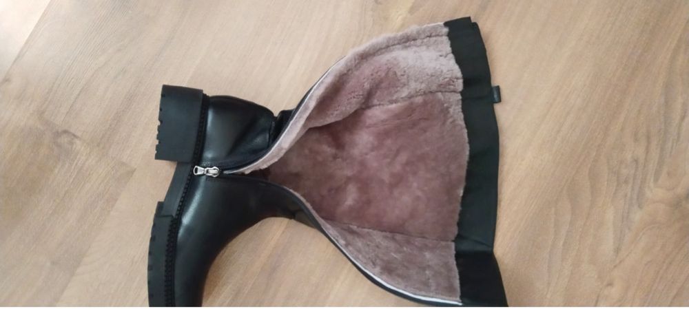 Сапоги кожанные новые