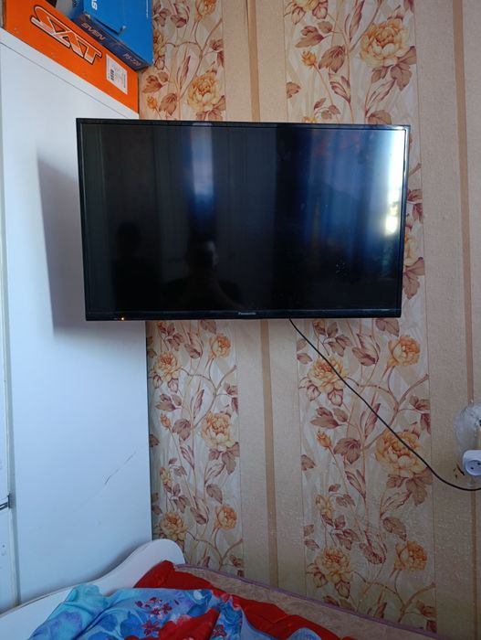 Продам рабочий телевизор