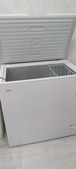 Продается морозильная камера