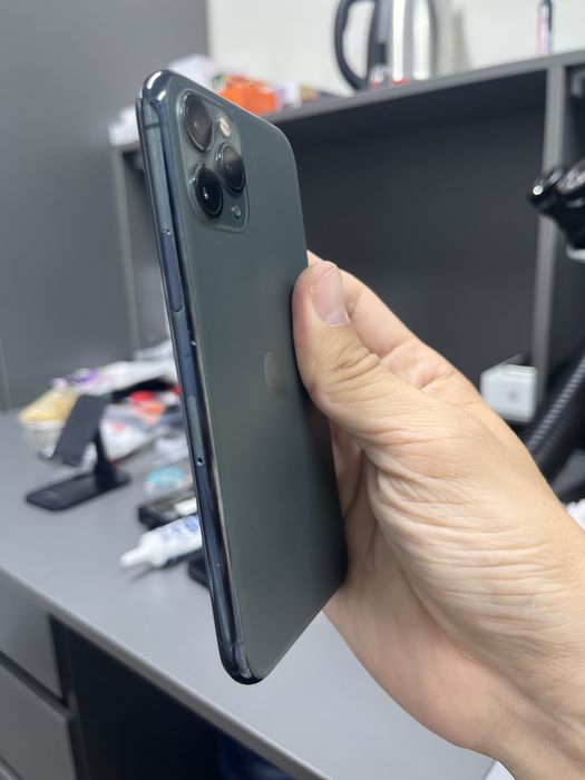 Iphone 11 pro / без ремонт