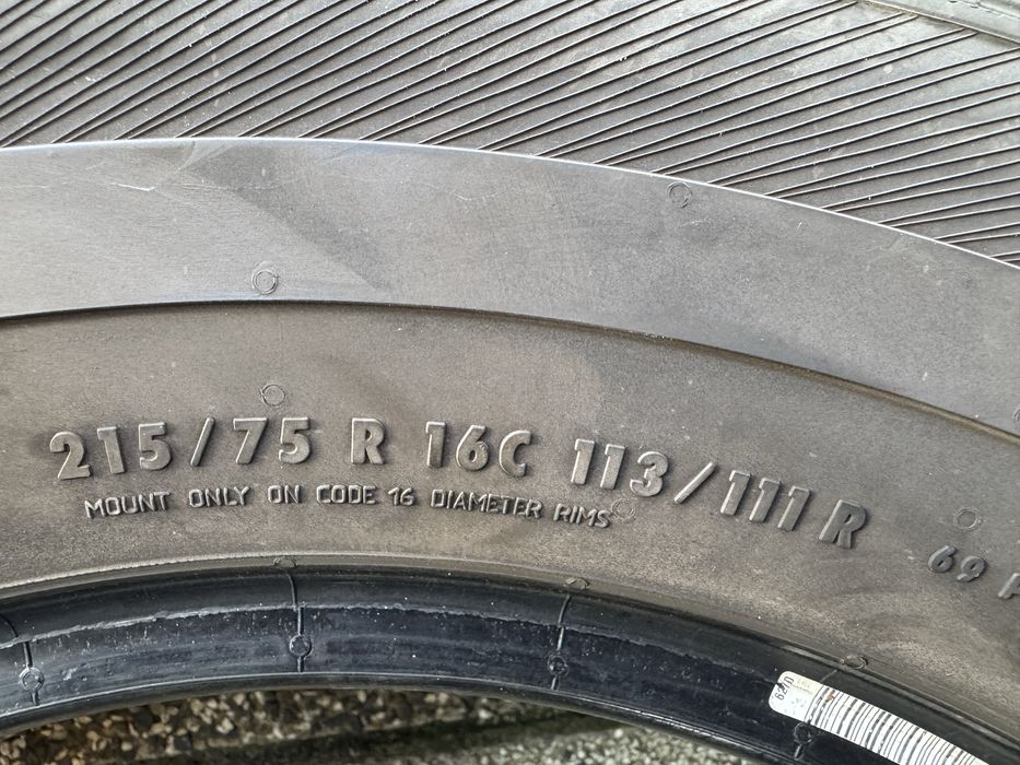 215 75 16C Barum