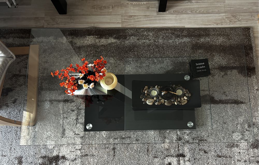 Masuta living din sticla