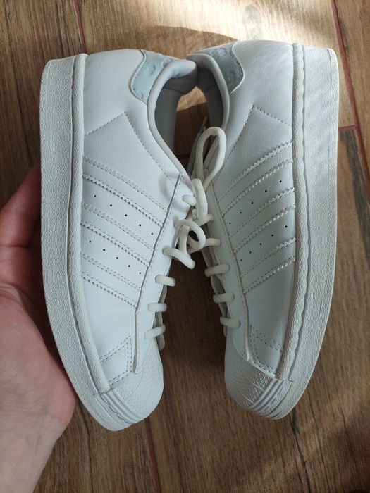 Adidasi superstar 37 și 1/3