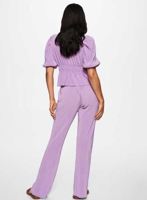 Set Mango - Bluza plisata cu volane si pantaloni, culoare violet, lila