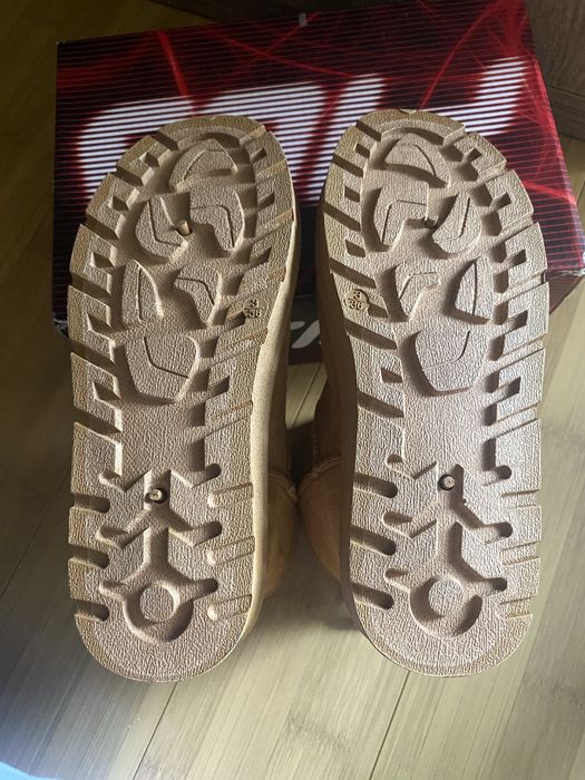 Cizme imblanite, tip ugg