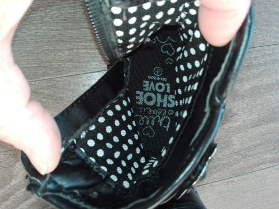 Bluezoo боти, Bisgaard