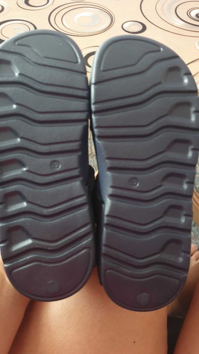 Нови сандали Champion