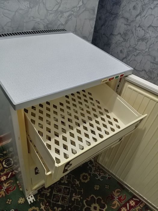 Продам морозильную камеру