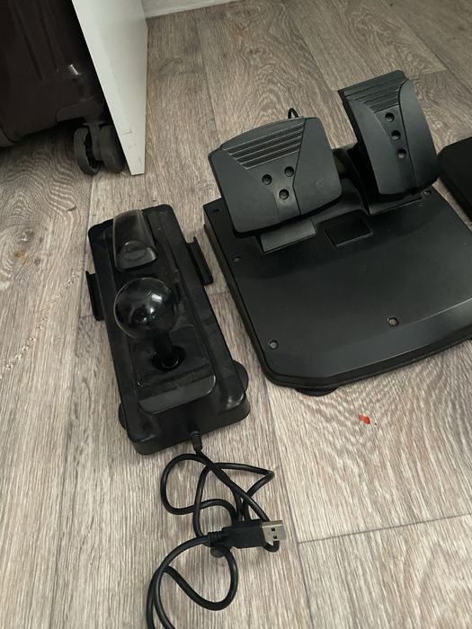 Продам руль sven gc-750