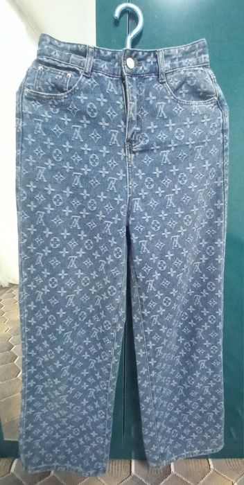 Jensi shim arzon narxda holati yaxshi