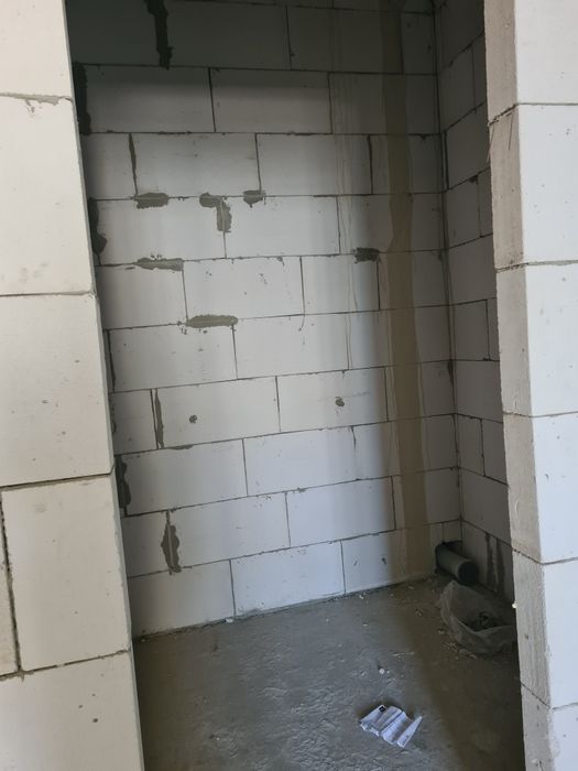 3 xonali karopka uy sotiladi