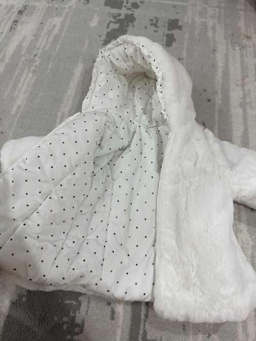 Продам детскую куртку