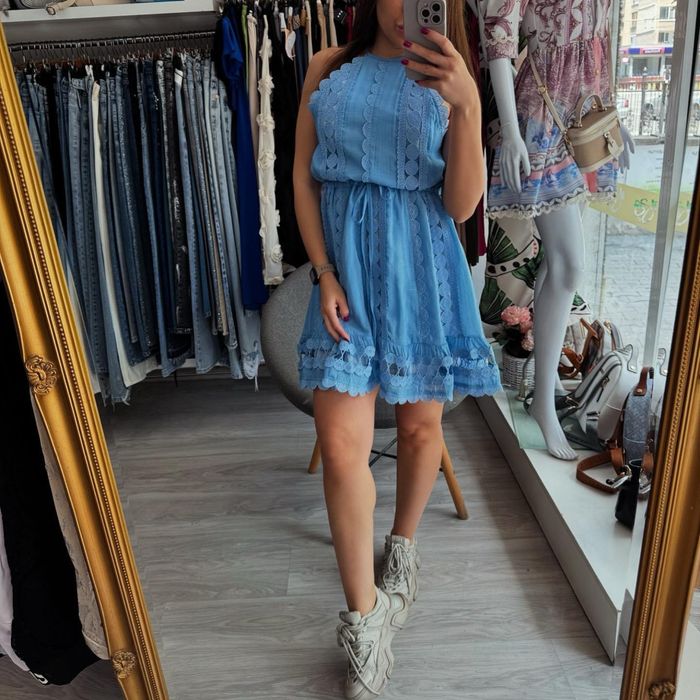 Рокля къса в черно