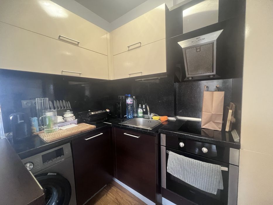 Дава се под наем Тристаен апартамент в Варна, м-т Траката - 117 кв.м за 816 € - Снимка #6