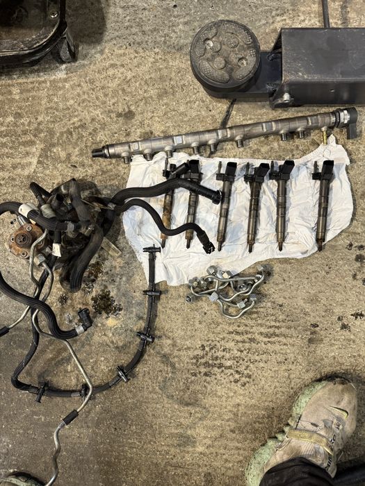 Помпа дюзи рейл бмв м50д 381 коня bmw m50d pompa diuzi reil 550d